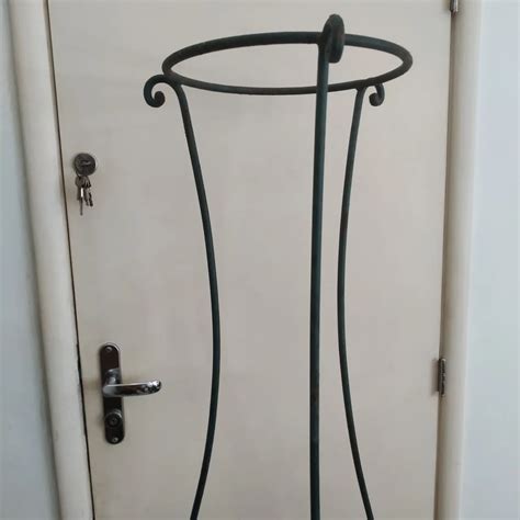 Suporte De Ferro Para Plantas Antigo - Suporte de ferro para vaso antigo com 175cm - Jardinagem e Plantas ...