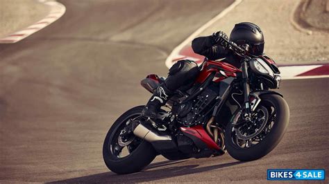 Triumph Street Triple Rs Price Specs Mileage Colours Photos And