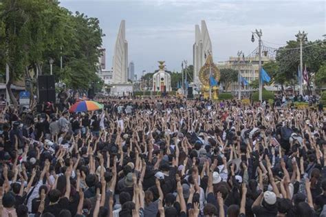 泰學生示威持續 數千人上街抗議 國際 中時