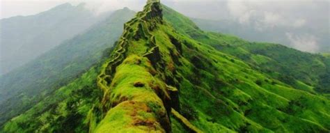 Must Visit Forts In Maharashtra Travelholicq