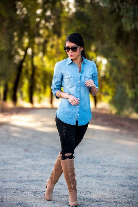 Fall Styling How To Wear A Denim Shirt And Denim Shirt Outfit Ideas Womens Denim Shirt Denim