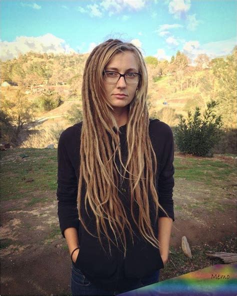 Pin By Tabitha Rodriquez On Dread Beads In 2020 Blonde Dreadlocks Blonde Dreads White Girl