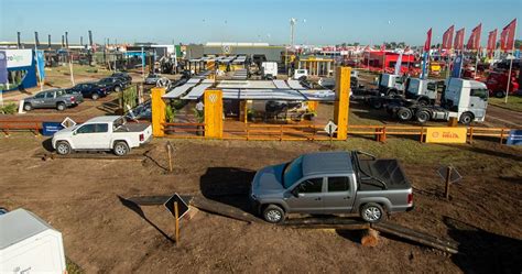 Volkswagen Exhibe La Nueva Saveiro Y El Actualizado Taos En Expoagro