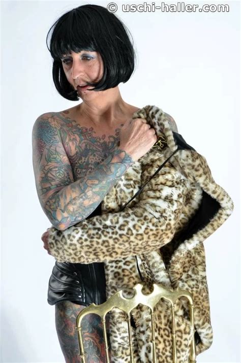 Photo Shoot With Full Body Tattooed Milf Cleo Nude Pics Xhamster