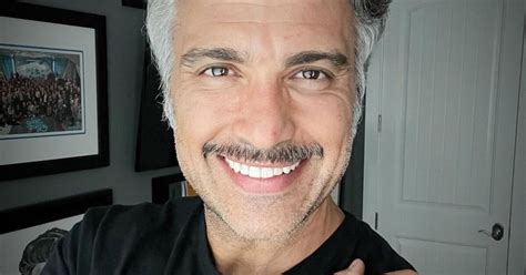 Revelan Video De Jaime Camil Caracterizado Como Vicente Fernández