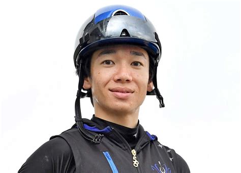 京都4rで松山弘平が3位入線後にバランスを崩し落馬 担架で運ばれ場内騒然 2024年4月20日掲載 ライブドアニュース