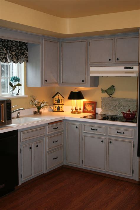 Annie Sloan Grey Kitchen Cabinets Things In The Kitchen