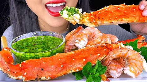 Asmr King Crab Legs And Giant Shrimp Secret Sauce Seafood Boil No Talking Eating Seafood Asmr