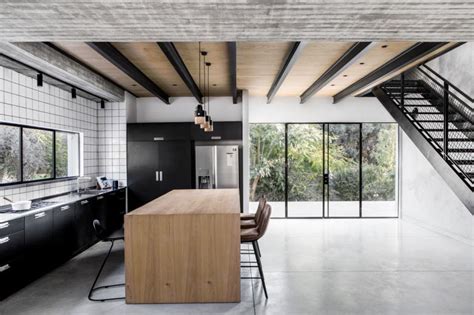 Modern Industrial House Incorporates A Cozy And Livable Feel With Exclusive Raw Materi