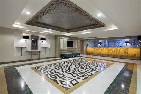 Aydınbey Famous Resort Hotel