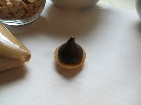 Easy Acorn Cookies Recipe