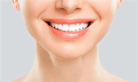 Reasons To Consider Whitening Teeth Treatments