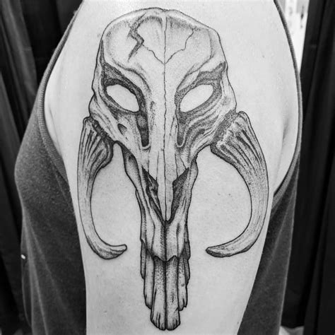 IzikDesigns - #starwars #mandalorian #skull #tattoo #baycity...