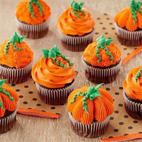 Pumpkin Patch Cupcakes Easy Fall Dessert Recipe