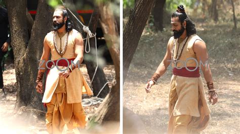 Vicky Kaushals 1st Look As Chhatrapati Sambhaji Maharaj From Chaava