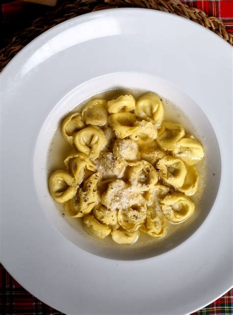 Tortellini In Brodo Recette Italienne