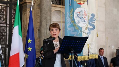 Festa Della Repubblica Le Celebrazioni In Piazza Loggia Corriere It