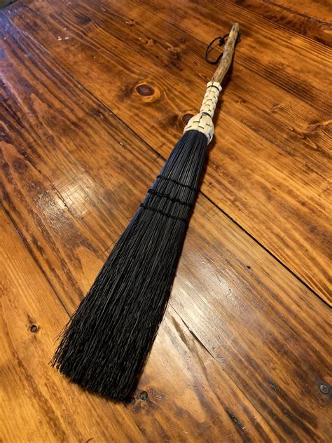 Handmade Hearth Broom Massachusetts Black Broom Corn With Wood Handle Free Ship Ebay