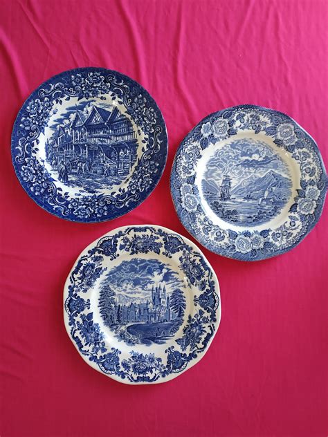 Vintage Wedgewood Loch Of Scotland Set Of Dinner Plates Blue Etsy