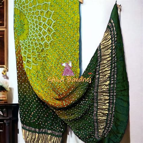 Chatni Mahendi Makdi Bandhani Dupatta Pure Gaji Silk KaLa Bandhej