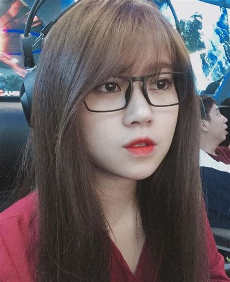 Nh Ng Hot Girl Streamer Game Vi T Nam Xinh H T Ph N Ng I Kh C