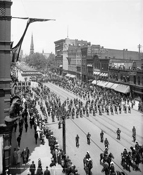 Detroit Parade, C1905 Photograph by Granger | Fine Art America