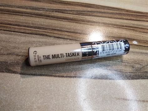 RIMMEL THE MULTI TASKER CONCEALER REVIEW WEAR TEST