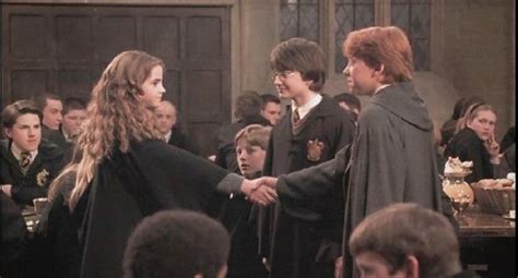 Ghim Của Francisca Alejandra Faúndez Ag Trên Harry Potter 1 Y 2 2001 2002