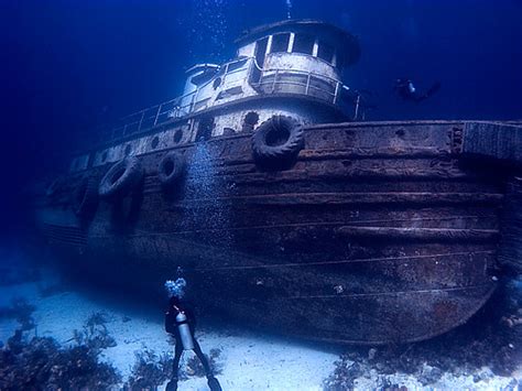 1000+ images about Sunken ships on Pinterest | Shipwreck, Diving and ...