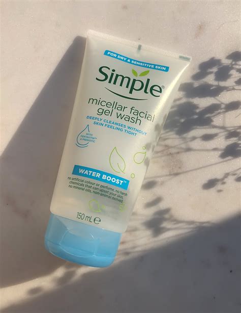 Simple-Micellar-Facial-Gel-Wash_Recenzija - Pink Oblivion