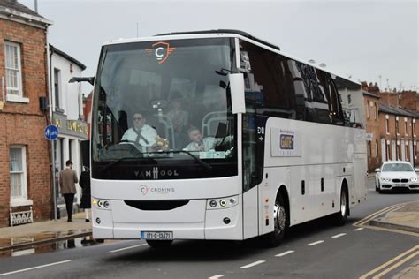 Cronins Coaches Cork 171 C 13471 Seen In Stratford On Avo Flickr