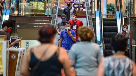 Casos De Covid 19 Dobram Em Blumenau Após Reabertura De Shoppings R