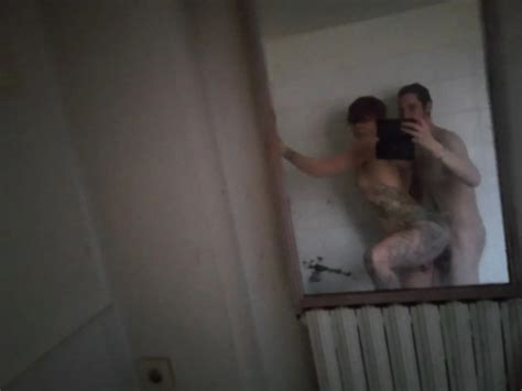 Under Shower Nude Pics XHamster