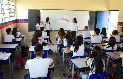 Governo De Pernambuco Nomeia Quase Mil Professores Para A Rede