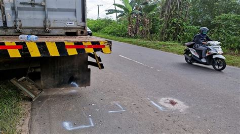 Tindak Tegas Mobil Yang Parkir Di Pinggir Jalan Atau Yang Mogok