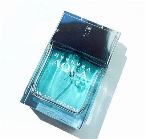 Herrera Aqua Carolina Herrera Colonia Una Fragancia Para Hombres