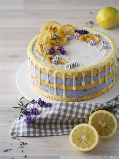 Hüllenlos oder Zitronen Lavendel Torte mit weißer Schokolade Zum