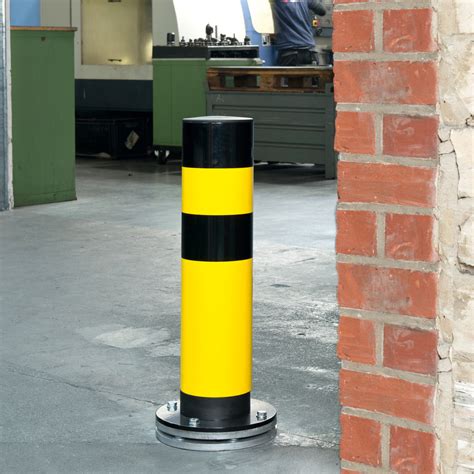 Flexible Warehouse Bollards 159mm Diameter