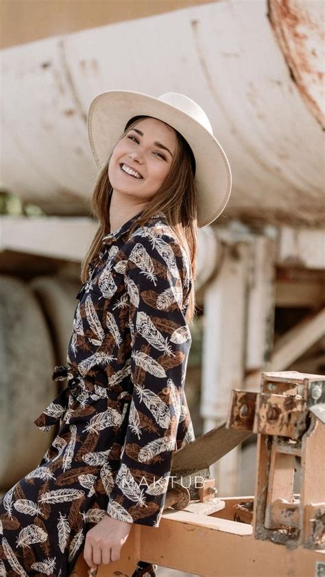 Qué sombrero usar según tu estado de ánimo Ropa Ropa de moda mujer