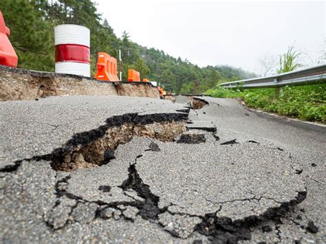 Carreteras De Ecuador En Mal Estado ¿cuáles Son Las Causas Conexion