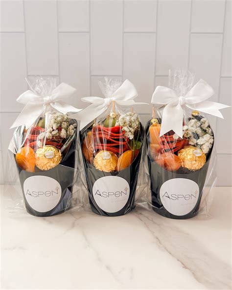 I love working with apartment complexes! Such a fun way to treat the