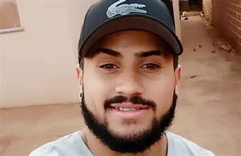 Marceneiro Assassinado A Tiros Ao Chegar Em Casa Em Nova Ol Mpia