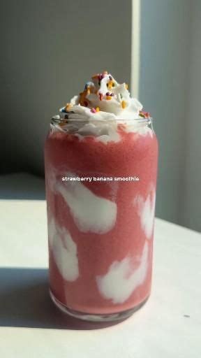 Strawberry Banana Smoothie 🍓🍌🥤 [video] In 2024 Strawberry Banana