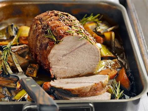 Kalbsbraten Mit Wintergem Se Veal Tasty Dishes Good Eats Roast Pork