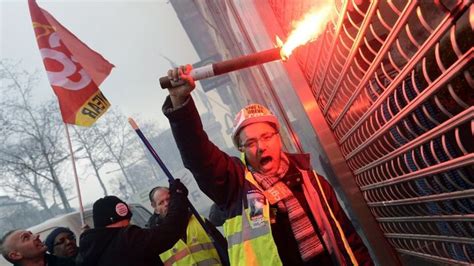 PSA En Quoi Consiste Le Projet D Accord Soutenu Par Quatre Syndicats