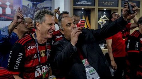 Torcedores do Flamengo cobram Landim sobre trabalho de Marcos Braz É