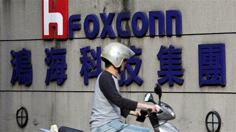 Foxconn investigating labour conditions at China factory used for ...