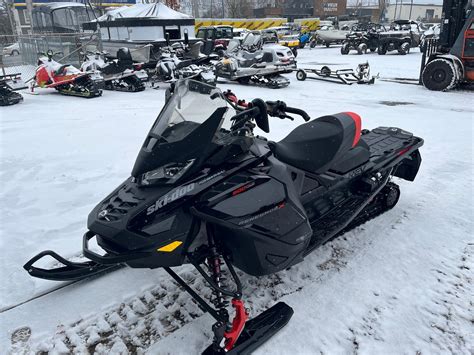 Ski Doo Renegade XRS 850 Etec 2021 d occasion à Mont Laurier sepSki