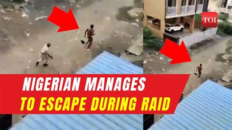 Watch Nigerian Man Escapes From Police Custody During Drug Raid In