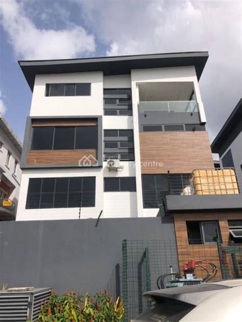 For Sale Brand New 5 Bedroom Fully Detached House Banana Island